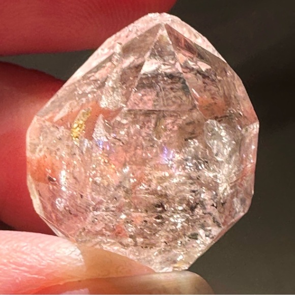 Herkimer diamond double terminated, rainbow inclusions, storykeeper crystal - Picture 4 of 7
